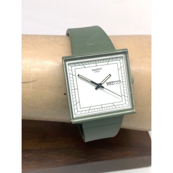 Swatch Women's Watch SO34G700 What If Swiss Quartz White Dial Green Rubber 33mm - Picture 11 of 14